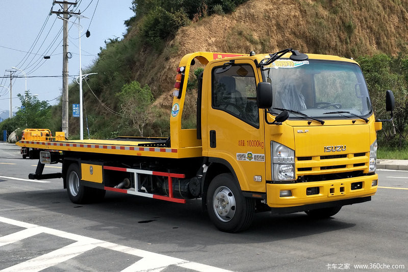 Dieselkraftstoff-Art Notfallwrecker-Schleppen-LKW 5600*2350 Millimeter 4x2