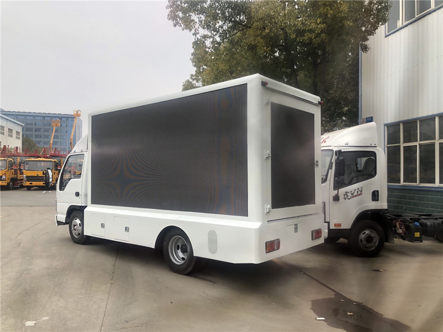 P5 LED, das bewegliche Anschlagtafel-LKW Lhd-Dieselkraftstoff-Art mit Generator und Sprechern annonciert