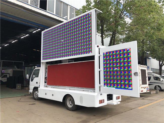 P5 LED, das bewegliche Anschlagtafel-LKW Lhd-Dieselkraftstoff-Art mit Generator und Sprechern annonciert