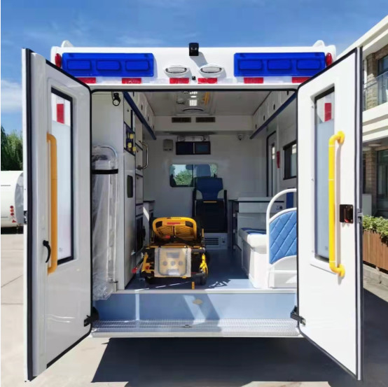 BerufsLaufwerksart EURO 5 Iveco-Krankenwagen des Notarztwagen-Auto-4x4