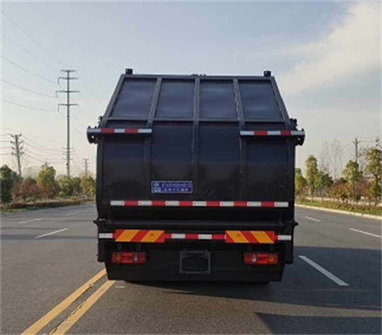 Müllwagen Waschmaschine Dongfeng 5995 kg Verdichter Müllwagen mit Carbon-Stahl-Chassis