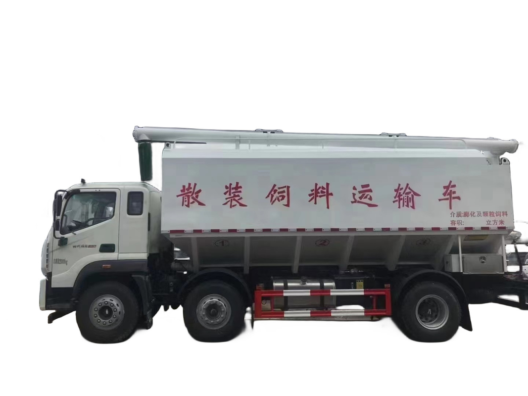 Massenfutter Futterbehälter Transportfahrzeug 7.00-16 Reifen 232/315 kW / PS
