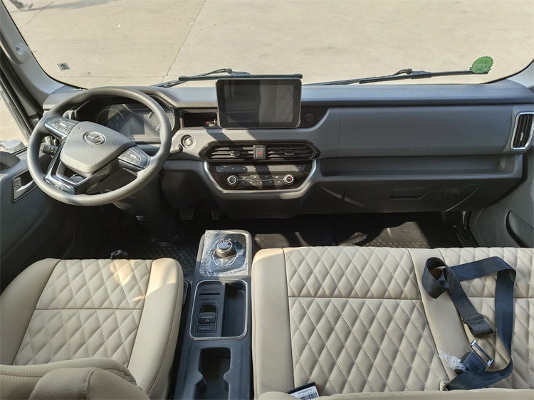 YUEJIN 4x2 Mobilwagen Wohnmobil Outdoor Luxus Wohnmobil Wohnwagen Für Familienreisen