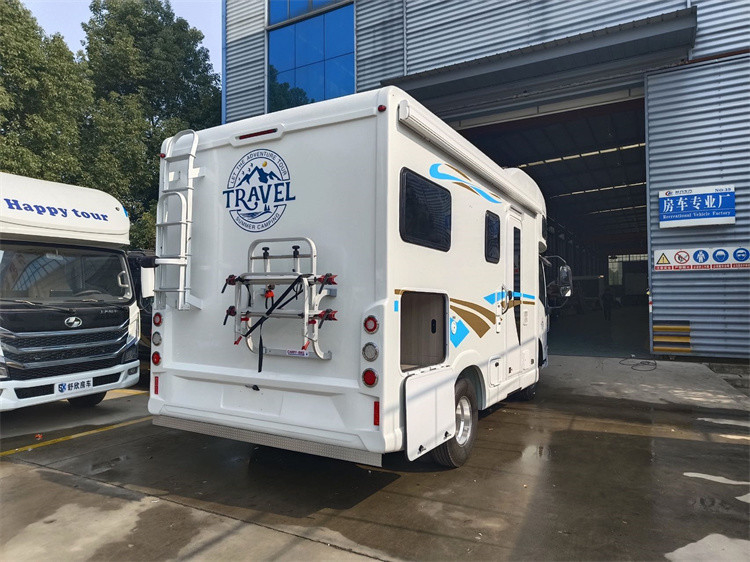 Custom YUEJIN 4x2 Luxus Wohnmobil Urlaubswagen / Wohnwagen Verkauf in Saudi-Arabien