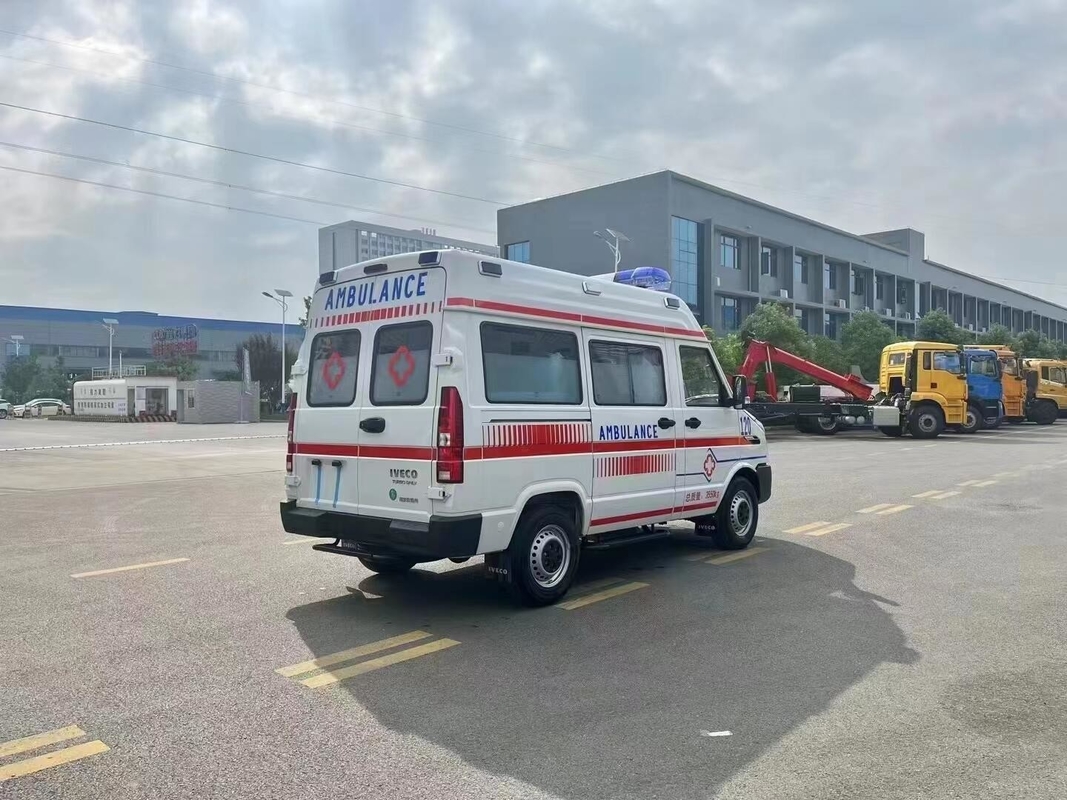 LHD/RHD Krankenwagen 4x2/4x4 Antrieb Typ Massengut Schiff Transport Paket Krankenwagen zum Verkauf
