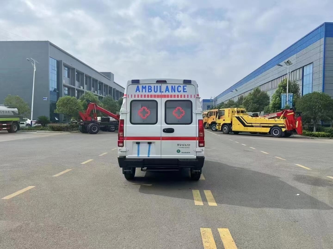 LHD/RHD Krankenwagen 4x2/4x4 Antrieb Typ Massengut Schiff Transport Paket Krankenwagen zum Verkauf