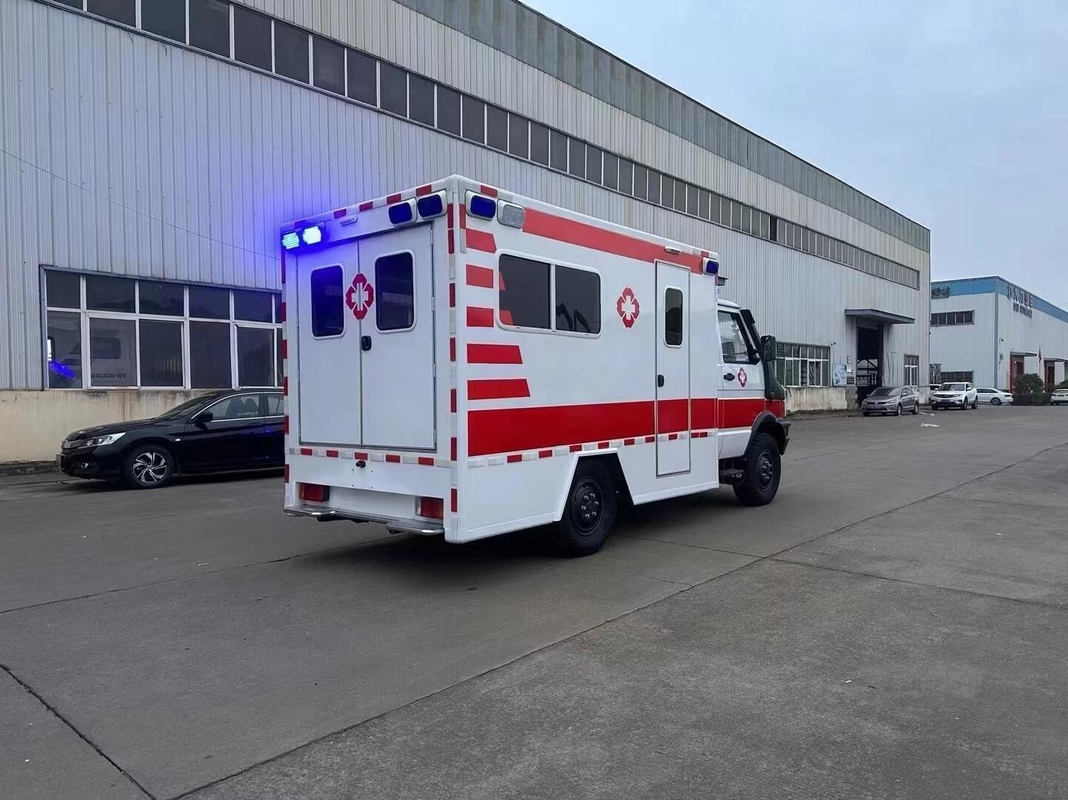 ICU-Rettungswagen Hochgeschwindigkeits-Rettungswagen mit Euro 5 Emissionsstandard und 2287ml Platz