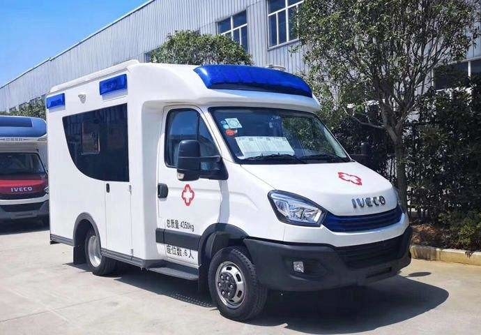 Iveco Krankenwagen Euro 5 Notfallwagen Bordsteine Gewicht 2970 kg Radstütze 3300mm