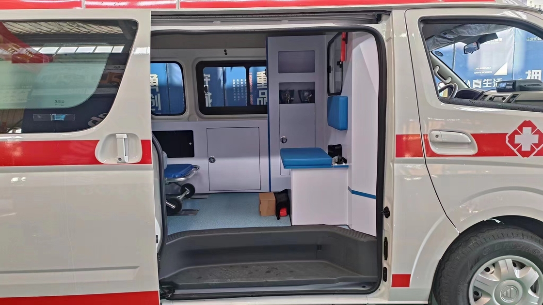 Notfallwagen mit manuellem Getriebe für 5-6 Passagiere mit Euro 5 Emissionsstandard