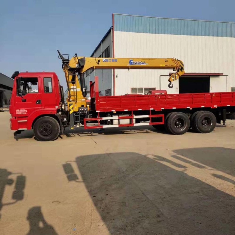 6*4 Boom Dongfeng Gerade Teleskopfahrzeug Montiert Kran für Schwerlast
