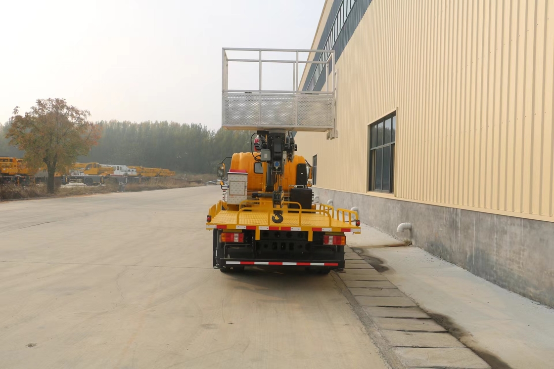 Teleskopische Flugplattform Lkw 21 Meter HOWO Marke Boom Lift Cherry Picker Lkw