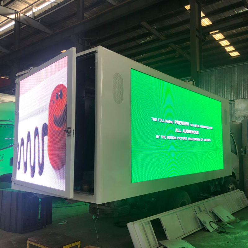 Anschlagtafel-LKW 3840*1728mm ColorLight LED fertigte 18ft LKW-Kofferaufbau besonders an