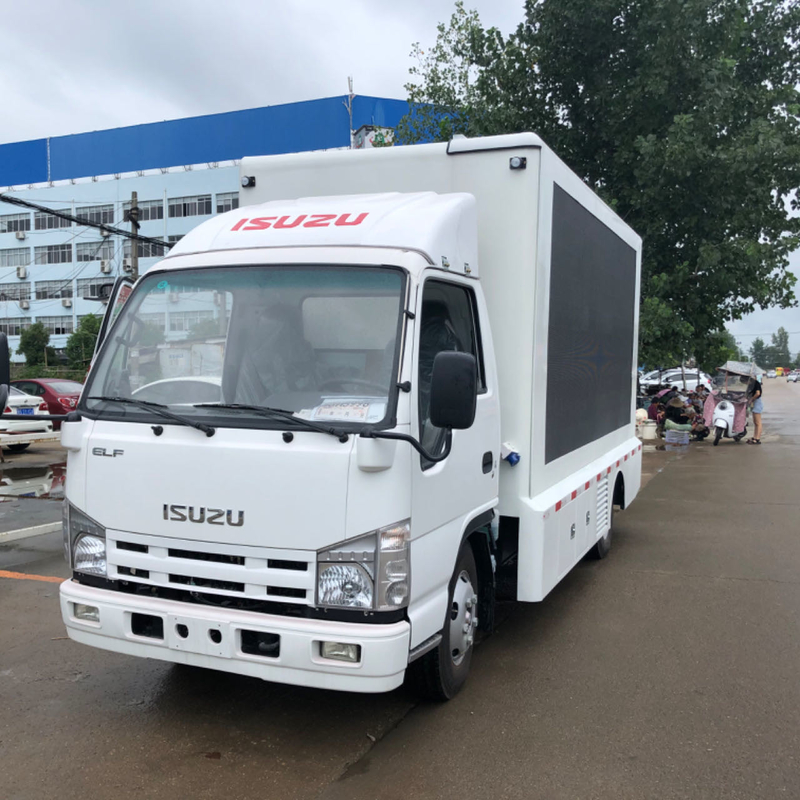 Isuzu P5 P6 P4 Lkw-montiertes LED-Display 3840*1728mm Mobil-LED-Bildschirm Anhänger 102 PS